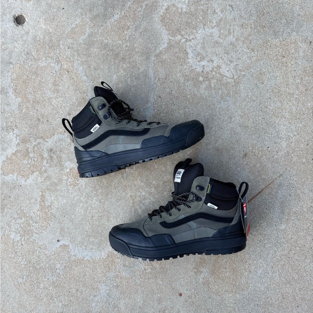 Vans ultrarange exo hi mte 2 dark olive